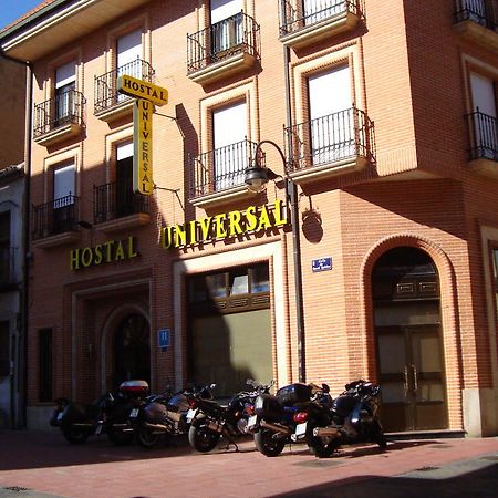 Hostal Universal 베나벤테 외부 사진